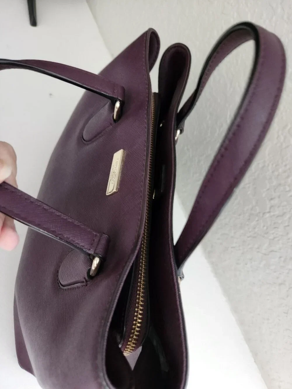 Like New Kate Spade NY Laurel Way Shoulder Bag